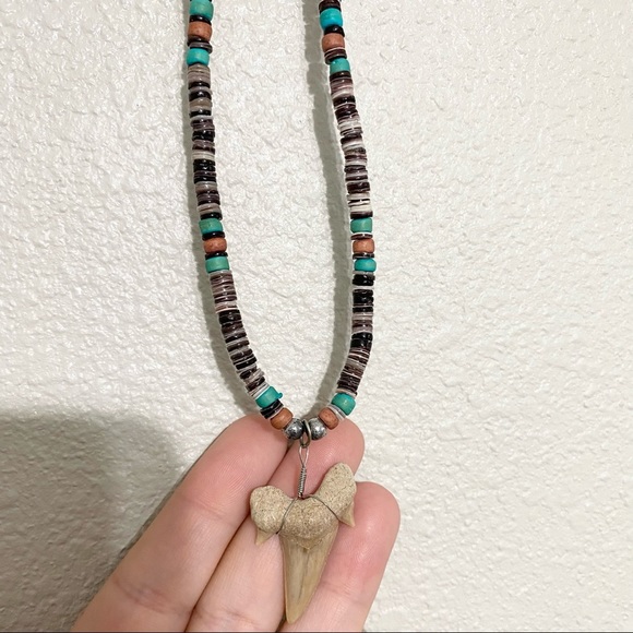 ⭐️ Shark Tooth Beaded Clasp Surfer Necklace